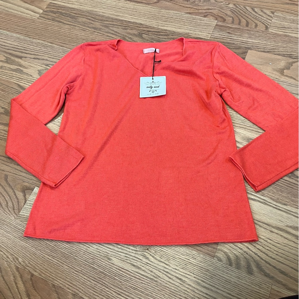 ONLY SUD WOOL BLEND LADIES SWEATER. Made in Italy. Size 10. NWT.